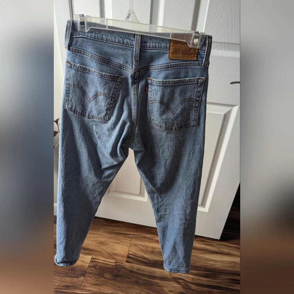 Levis Wedgie - Picture 4 of 6